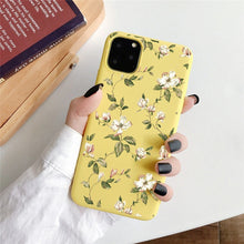 Load image into Gallery viewer, Kowkaka Cute Cartoon Daisy Phone Case For iPhone 11 Pro X XR XS Max 6 6s 7 8 Plus SE 2020 Soft Flower Love Heart Fundas Cover
