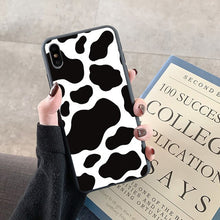 Load image into Gallery viewer, For Huawei Honor 9A 9S 10i 9X Mate 20 10 P40 P30 P20 Lite Pro P Smart 2020 Y6 Y7 Y9 2019 Black White Cow Print Silicone Case Bag