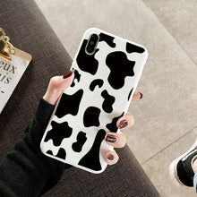 Load image into Gallery viewer, For Huawei Honor 9A 9S 10i 9X Mate 20 10 P40 P30 P20 Lite Pro P Smart 2020 Y6 Y7 Y9 2019 Black White Cow Print Silicone Case Bag
