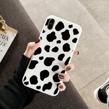 Load image into Gallery viewer, For Huawei Honor 9A 9S 10i 9X Mate 20 10 P40 P30 P20 Lite Pro P Smart 2020 Y6 Y7 Y9 2019 Black White Cow Print Silicone Case Bag
